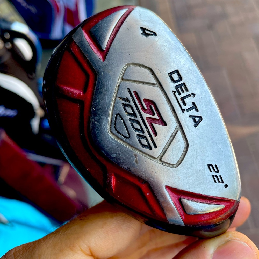 Golf Club Hybrid Wood 4 /22 Deg Delta SL1000